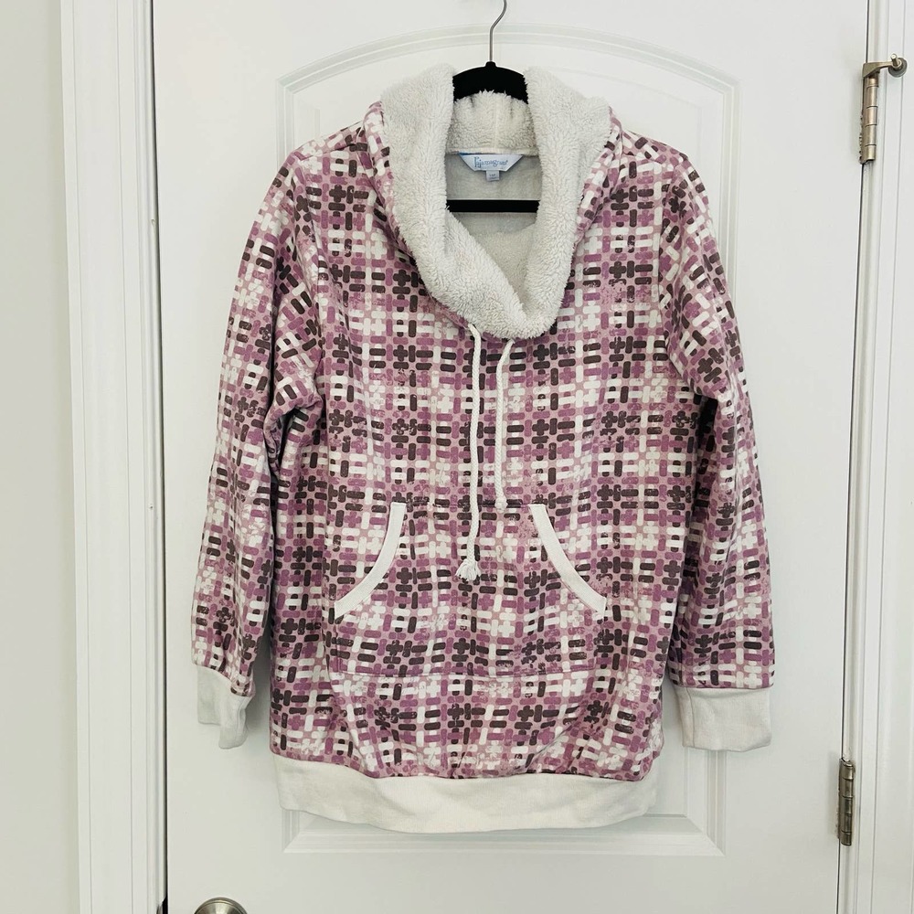 Cozy and warm Pajamagram purple sweatshirt, size large